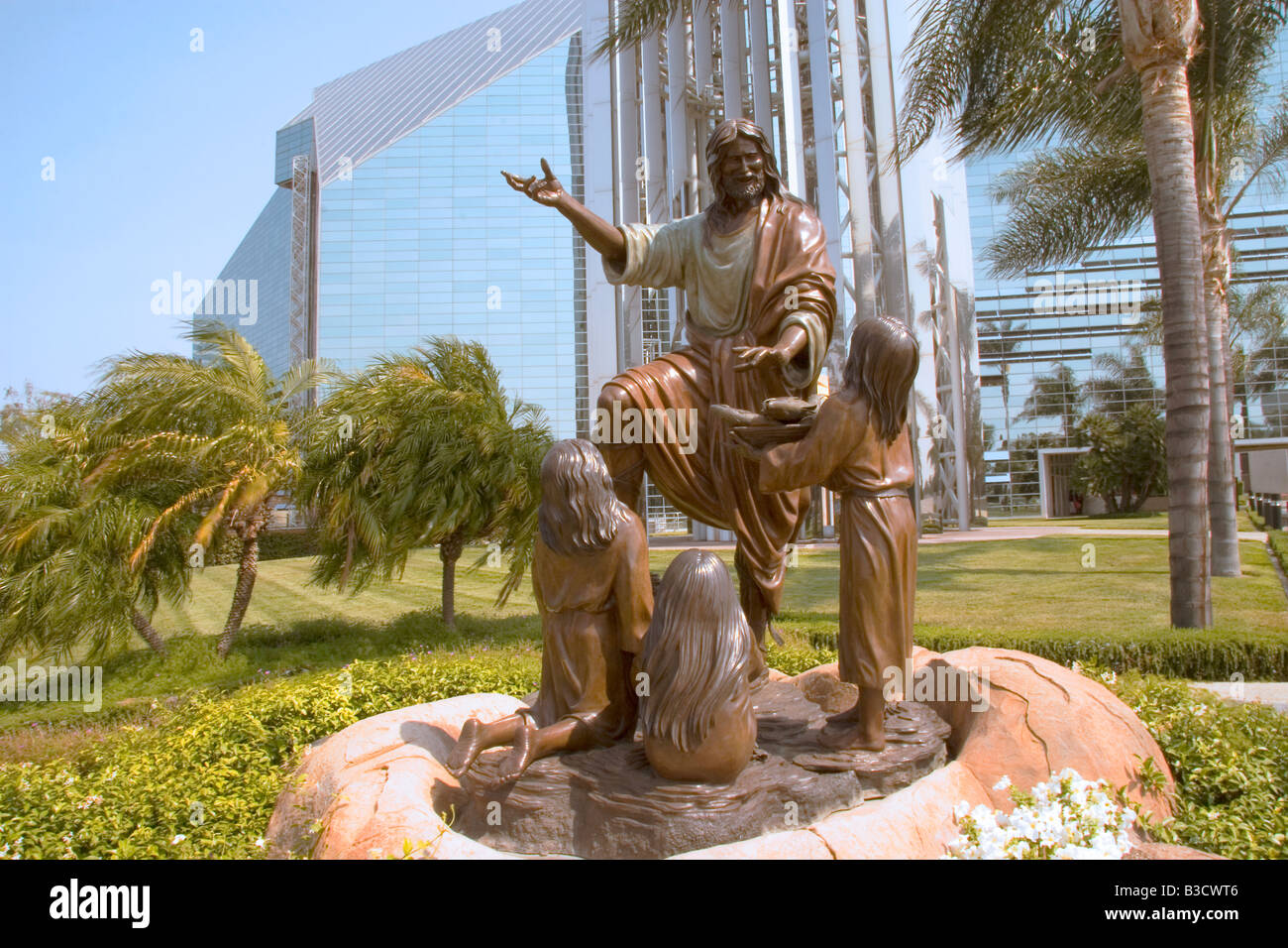 Christ Statue Crystal Cathedral Stock Photo Alamy