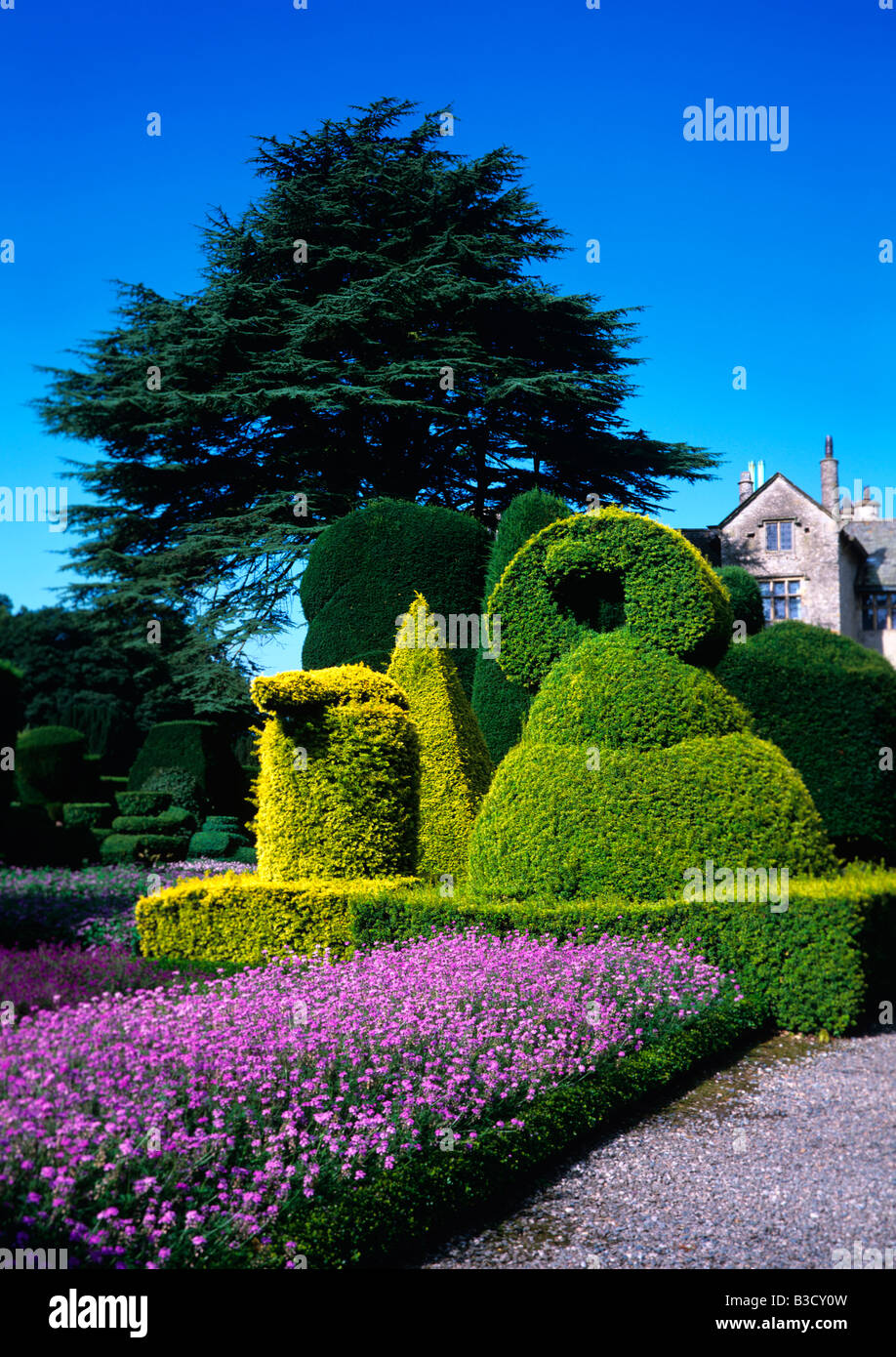 The Topiary garden and house at Levens Hall Cumbria Stock Photo - Alamy