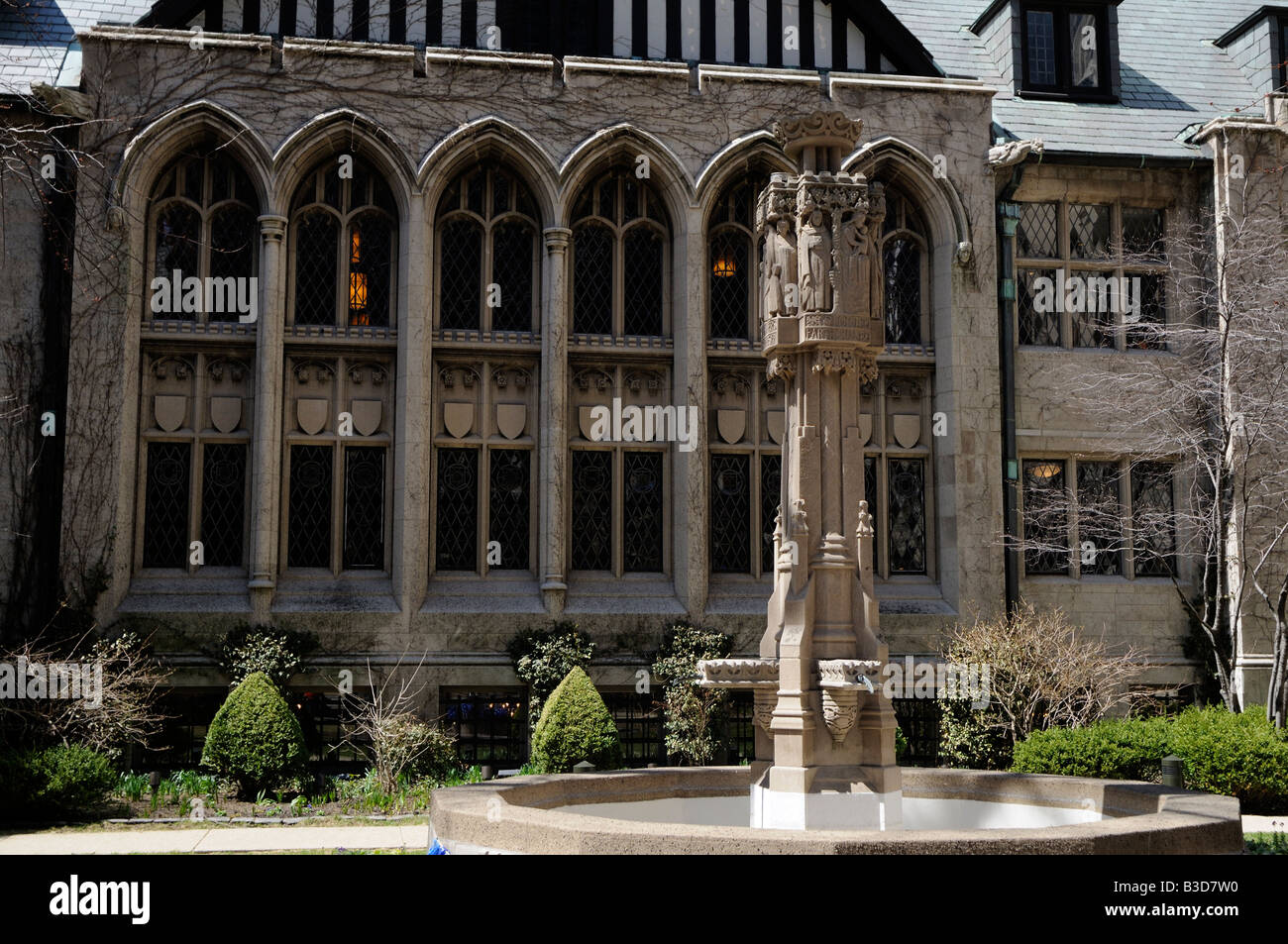 Courtyard And Parish Buildings Of Fourth Presbyterian Church (Gothic ...