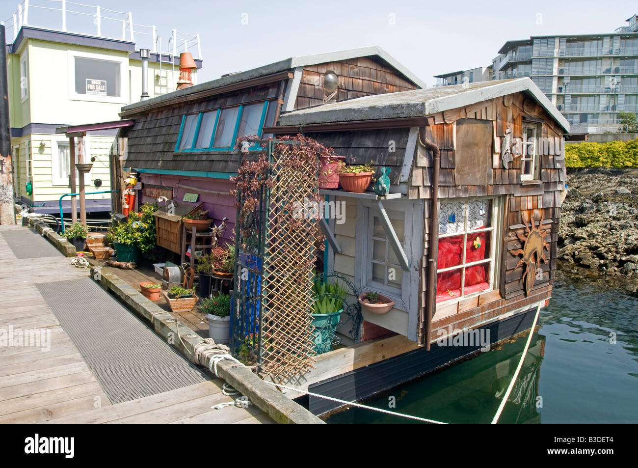 Victoria Inner Harbour house boat float homes British Columbia Canada