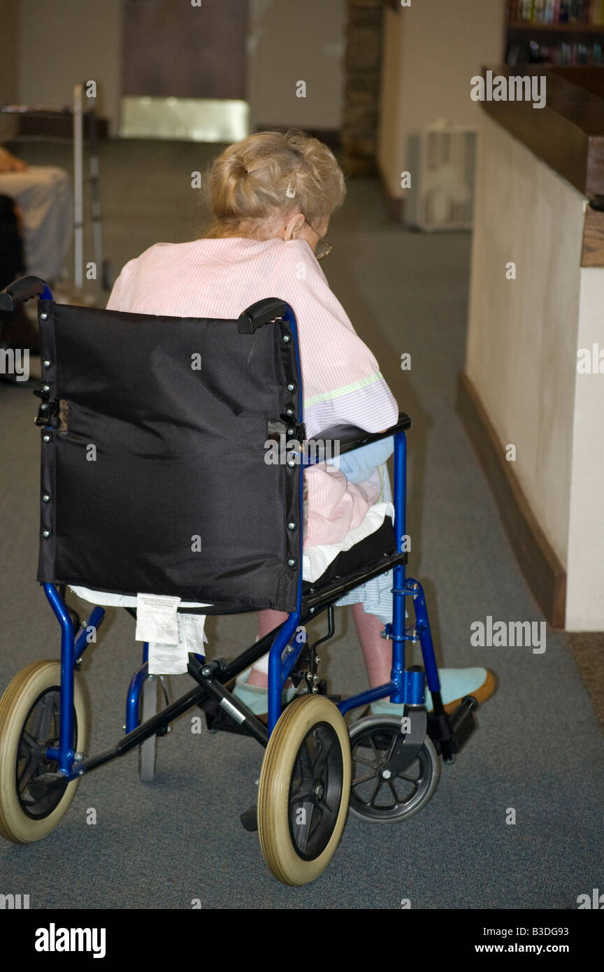 Old woman in wheelchair hi-res stock photography and images - Alamy