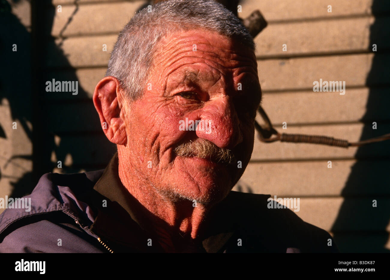Elderly caucasian old man hi-res stock photography and images - Alamy