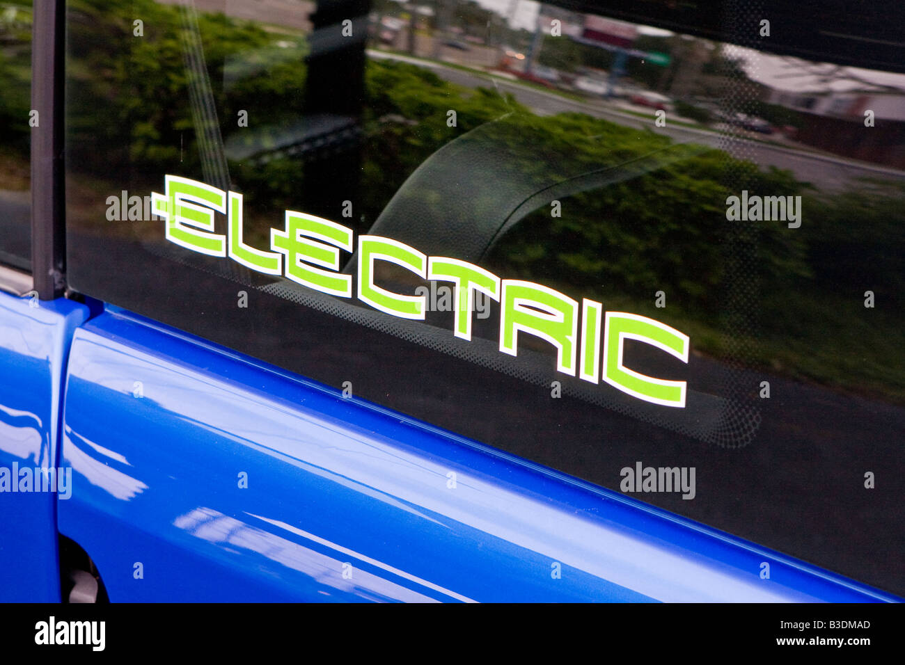 Zero Emission No Noise Car Electric Car (ZENN Stock Photo Alamy
