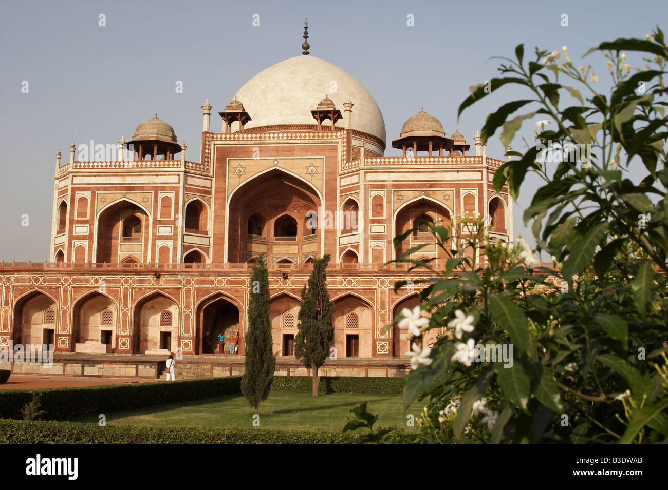 Humayuns tomb new delhi hi-res stock photography and images - Alamy