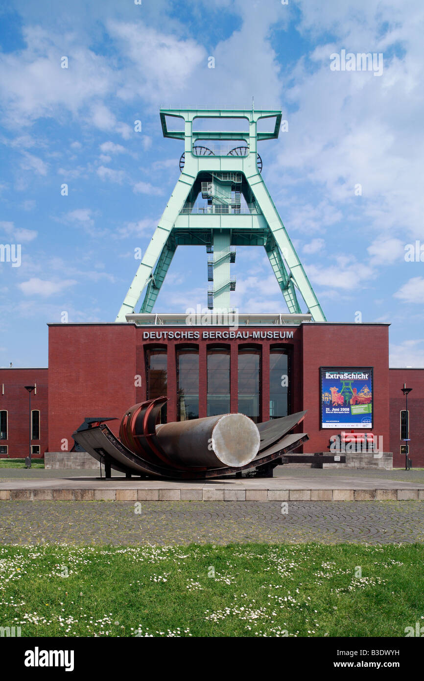 Route der Industriekultur, Deutsches Bergbau-Museum, Foerderturm der ehemaligen Zeche Germania in Dortmund-Marten, Bochum, Ruhrgebiet, NRW Stock Photo