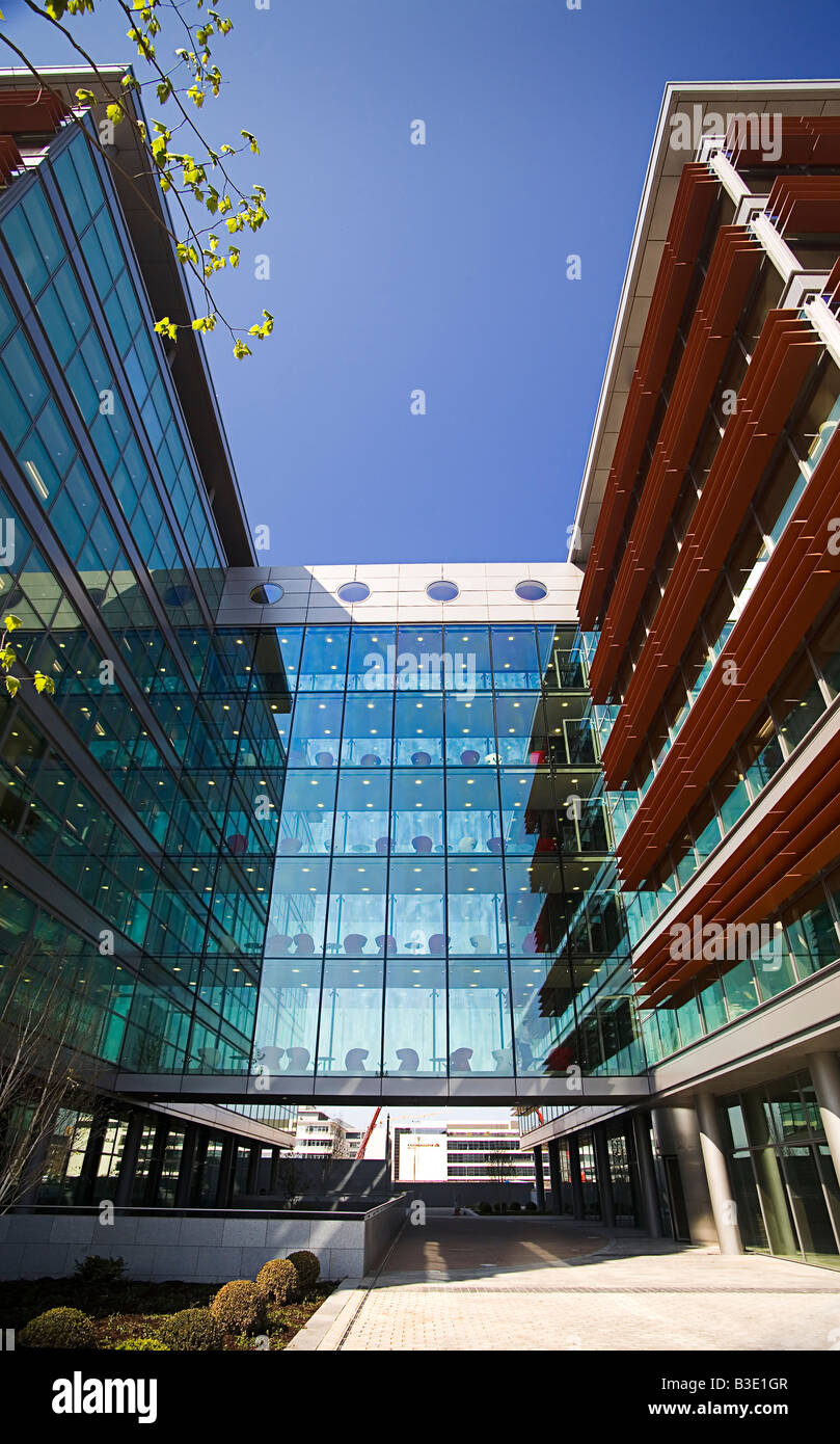 Price waterhouse cooper hires stock photography and images Alamy