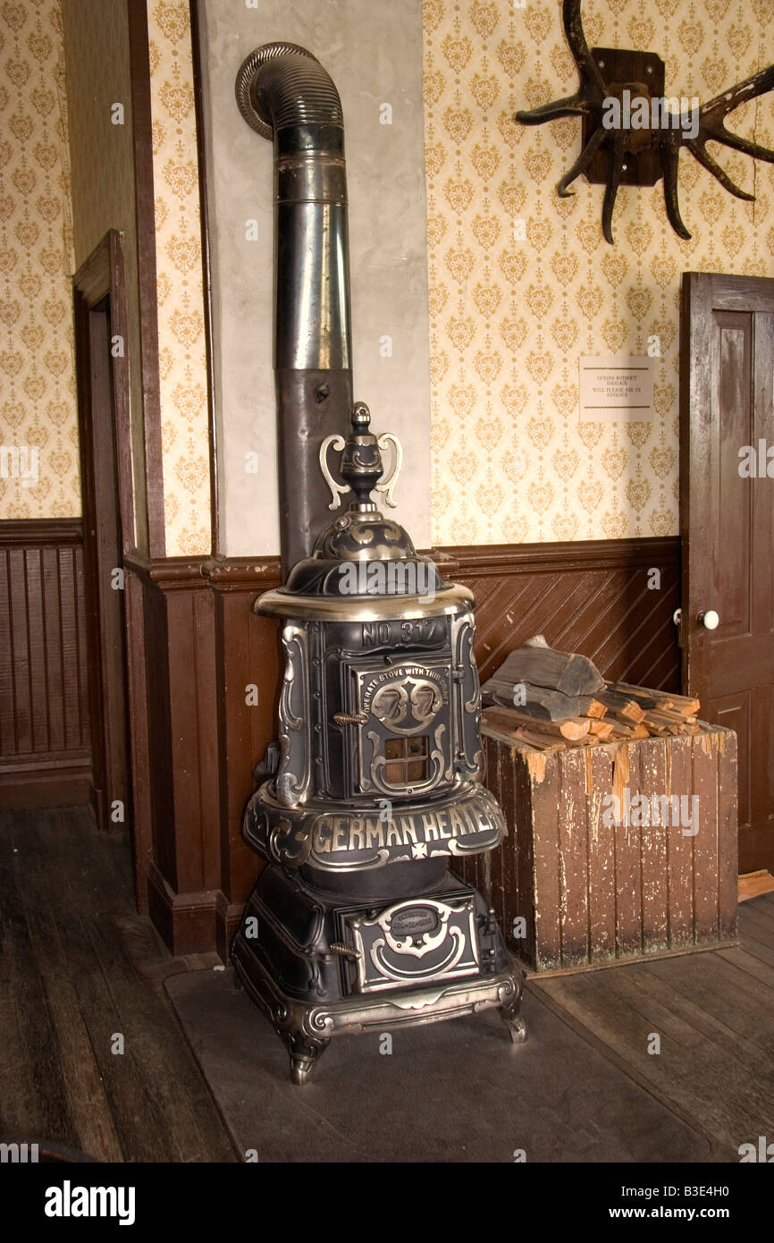 german heater in a vintage hotel room built 1910 adobe RGB Stock Photo Alamy