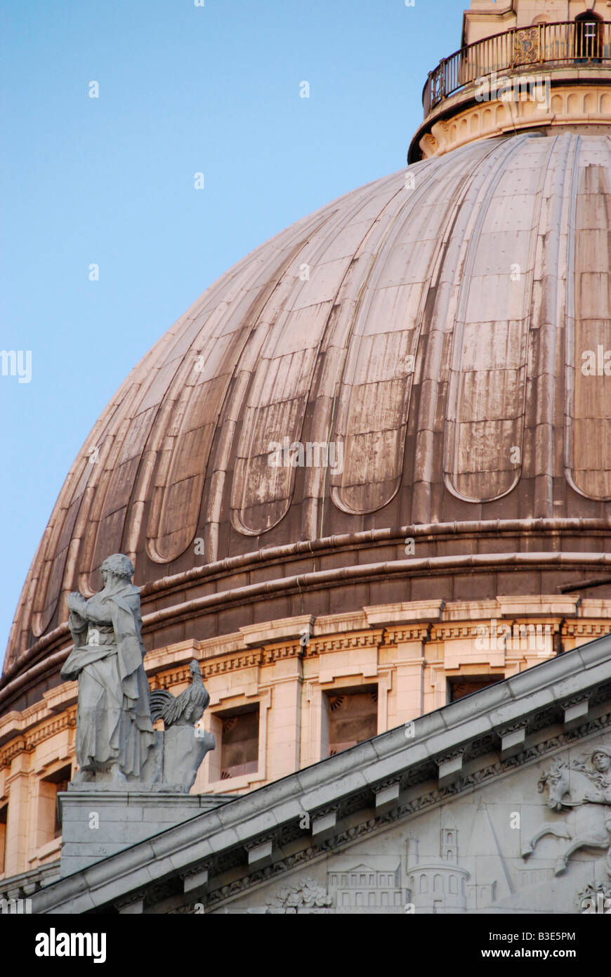 St Paul's Cathedral dome and statues in evening light London England Stock Photo