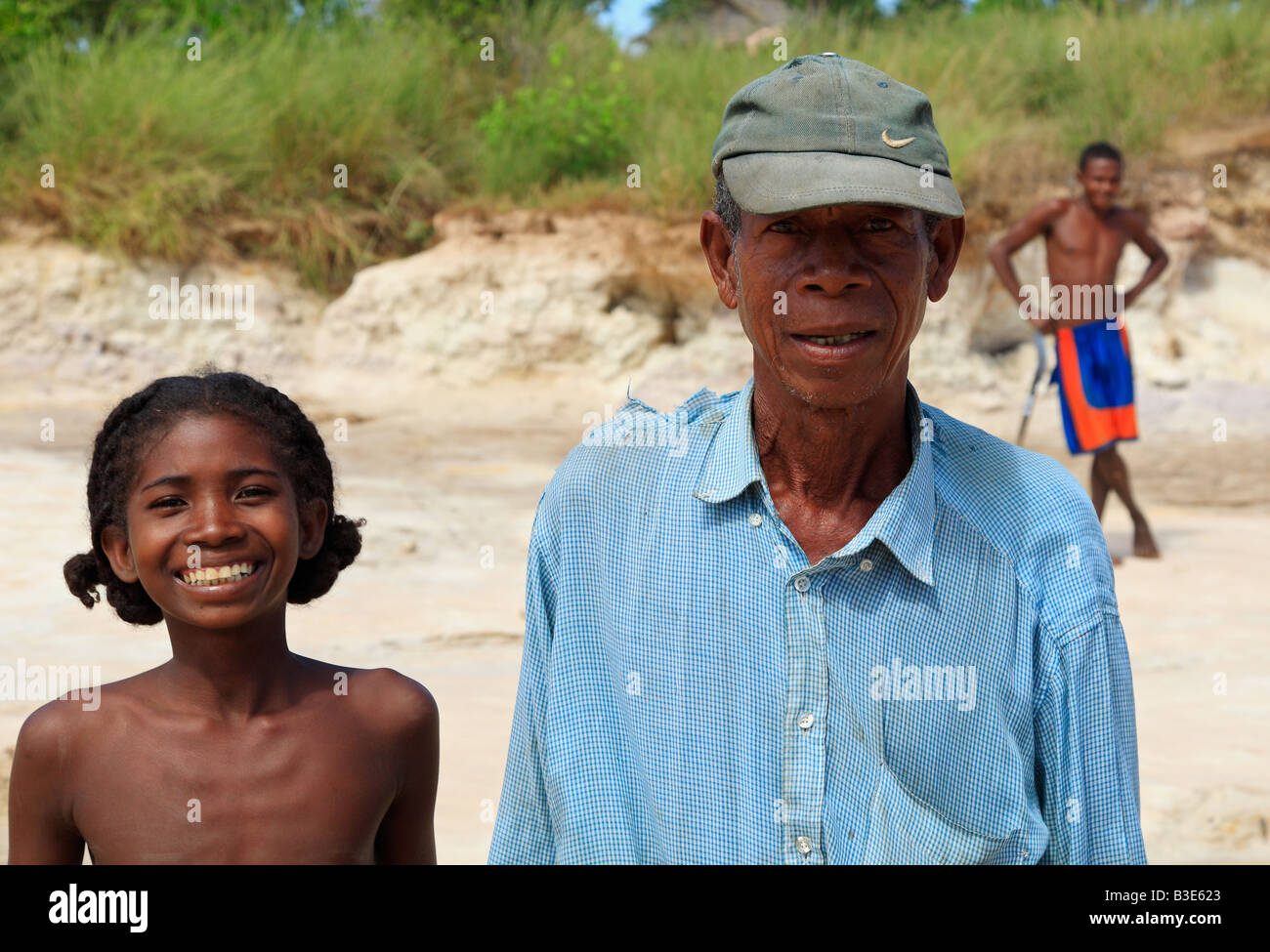 father and daughter of Sakalava tribe Madagascar Toliara Vater mit Tochter vom Stamm der Sakalava Stock Photo