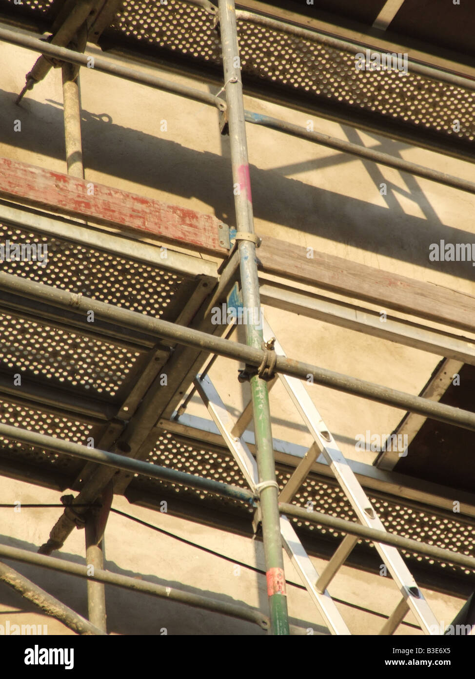 Footing ladder hires stock photography and images Alamy