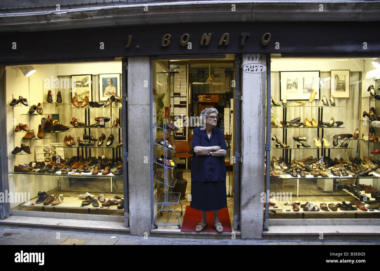 Italian Shoe Shop Proprieter Stock Photo - Alamy