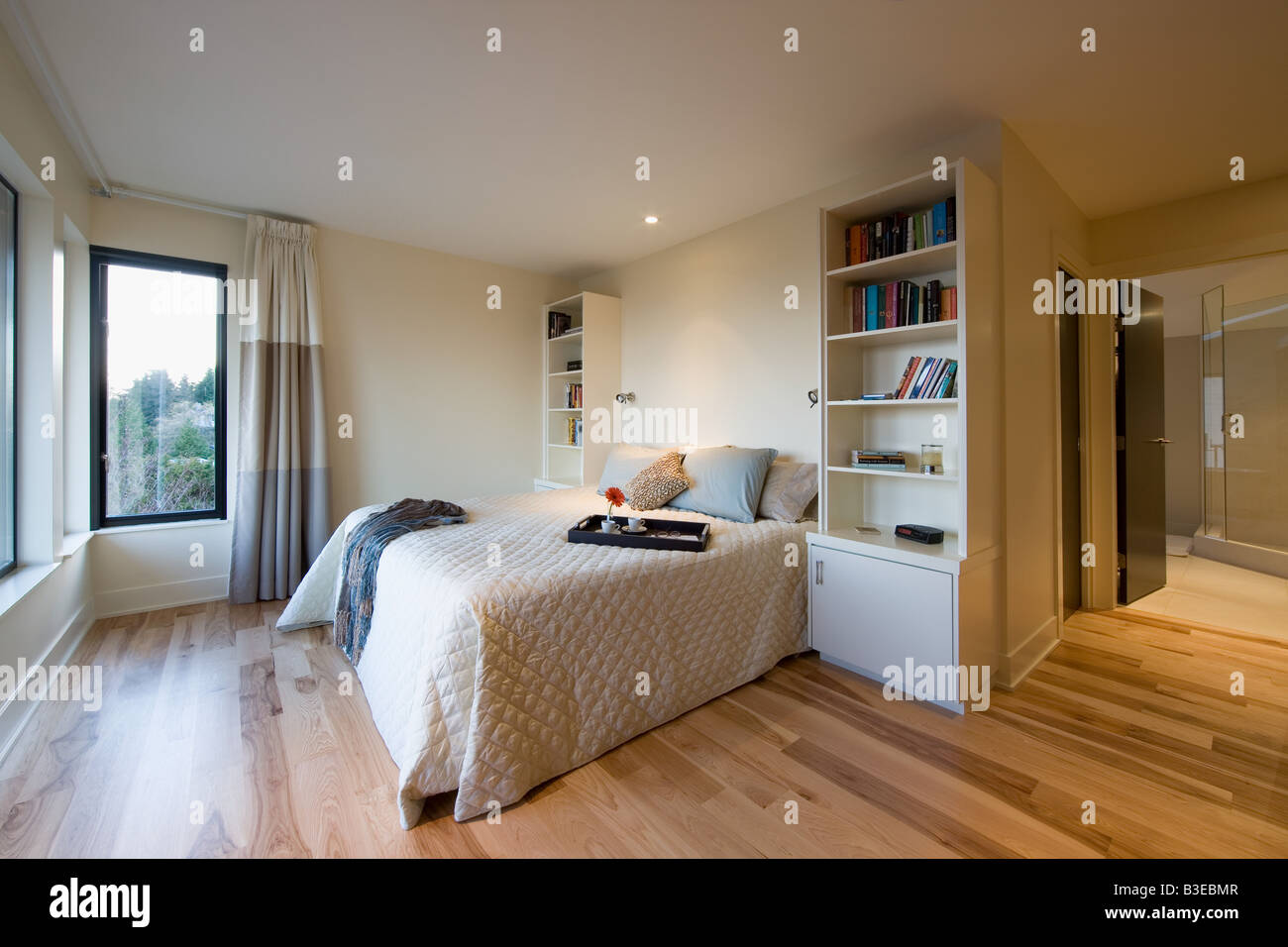 Bedroom with en suite Stock Photo Alamy