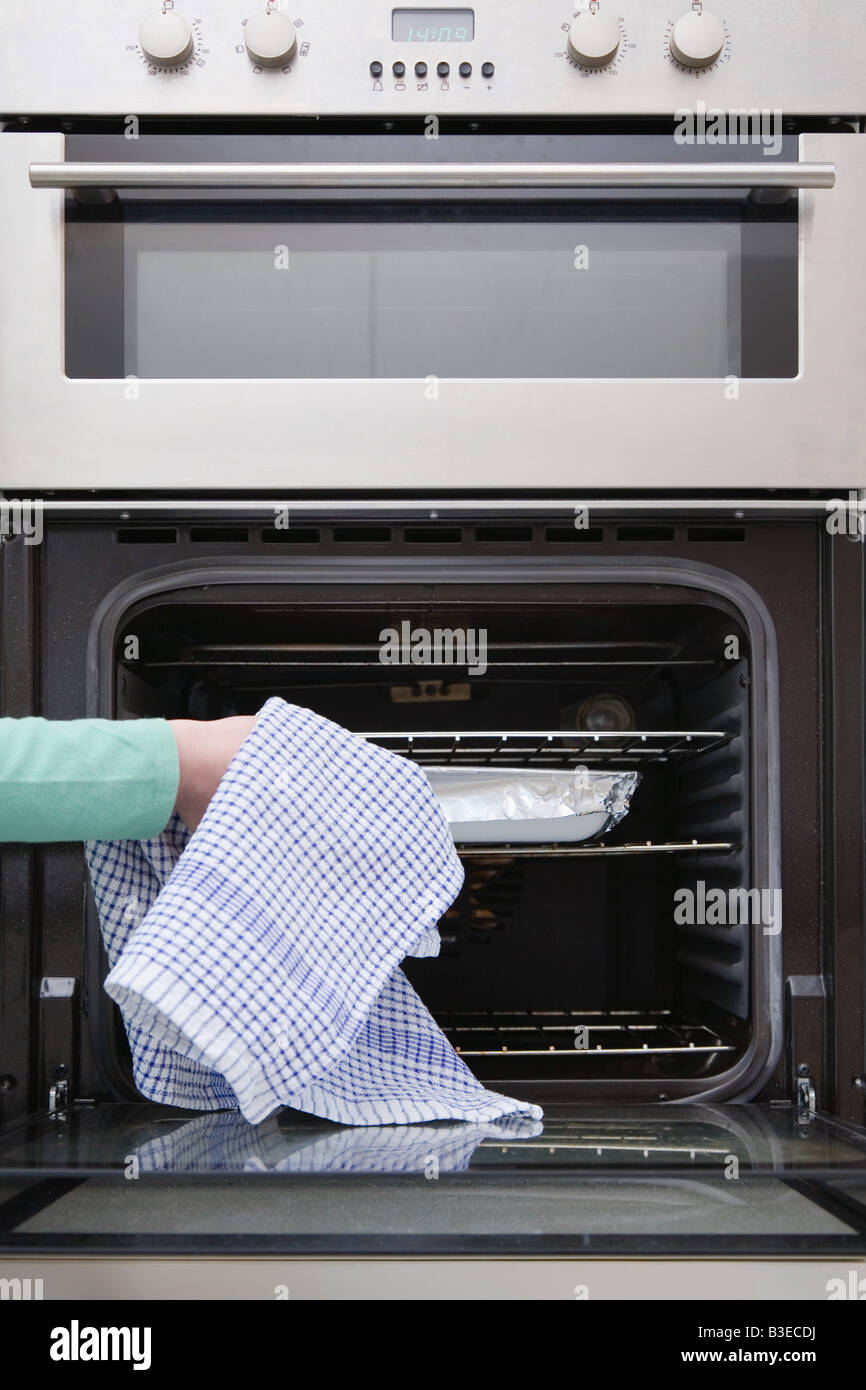 Oven dish hires stock photography and images Alamy