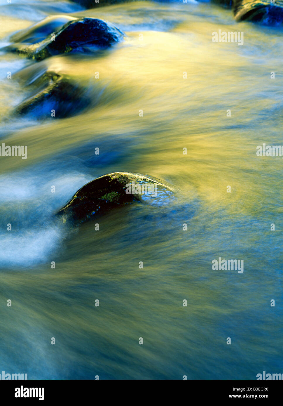 Water rock yellow ripple hi-res stock photography and images - Alamy