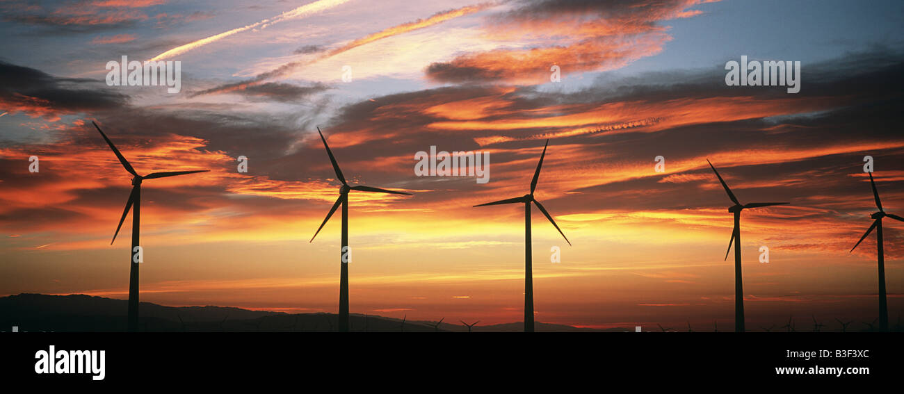 A row of wind turbine at sunset hi-res stock photography and images - Alamy