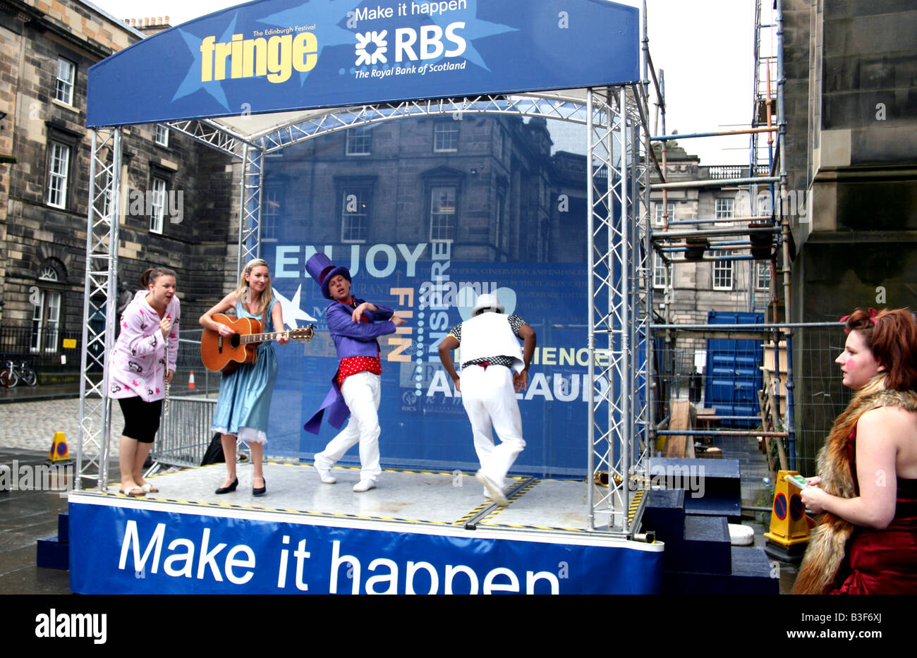 Edinburgh fringe show hires stock photography and images Alamy