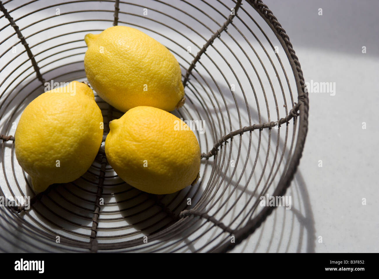 basket sweet lemon