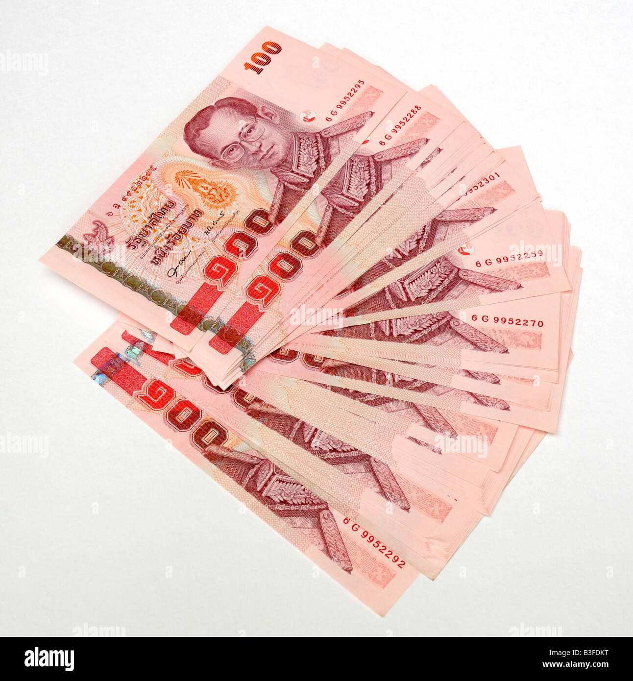 Thai baht 100 hi-res stock photography and images - Alamy