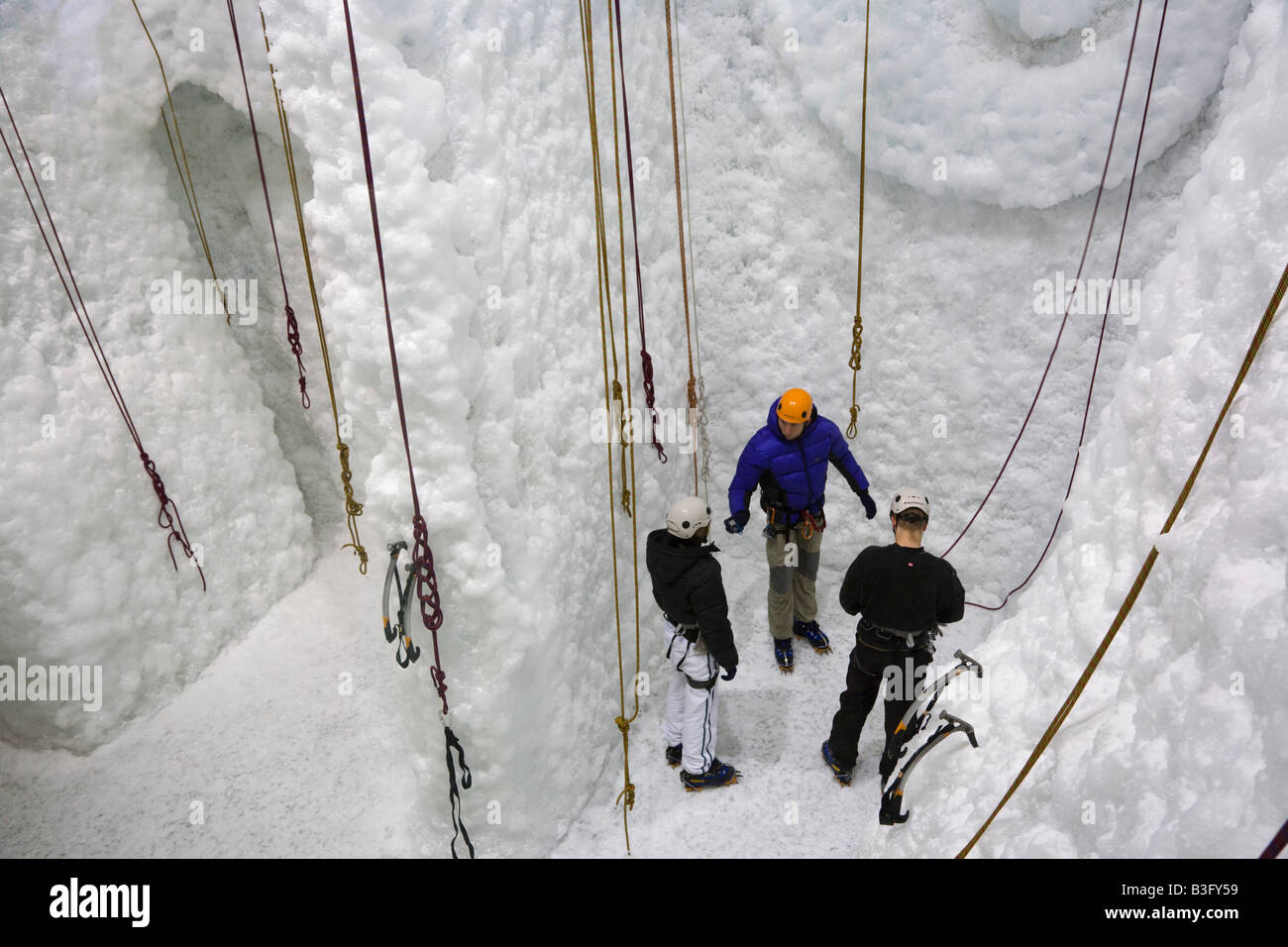 Hukawai indoor climate controlled ice climbing chamber with people