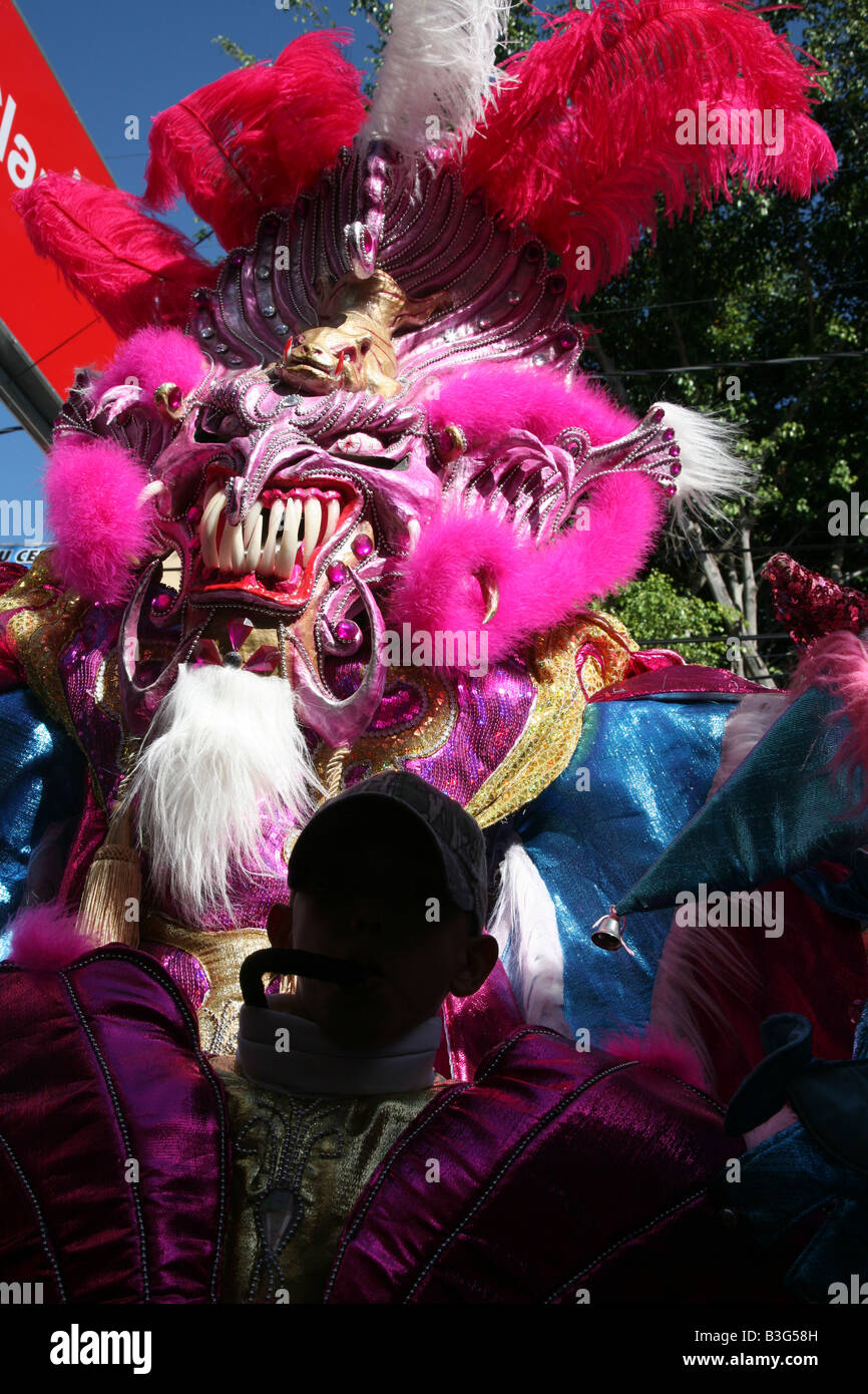 Carnival participant dressed up as Diablo Cojuelo performing during