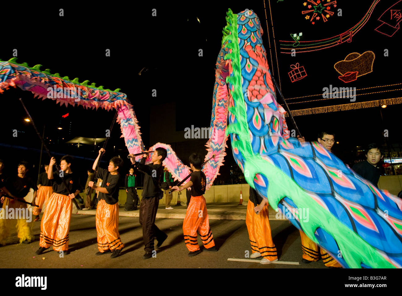 chinese new year night parade hong kong