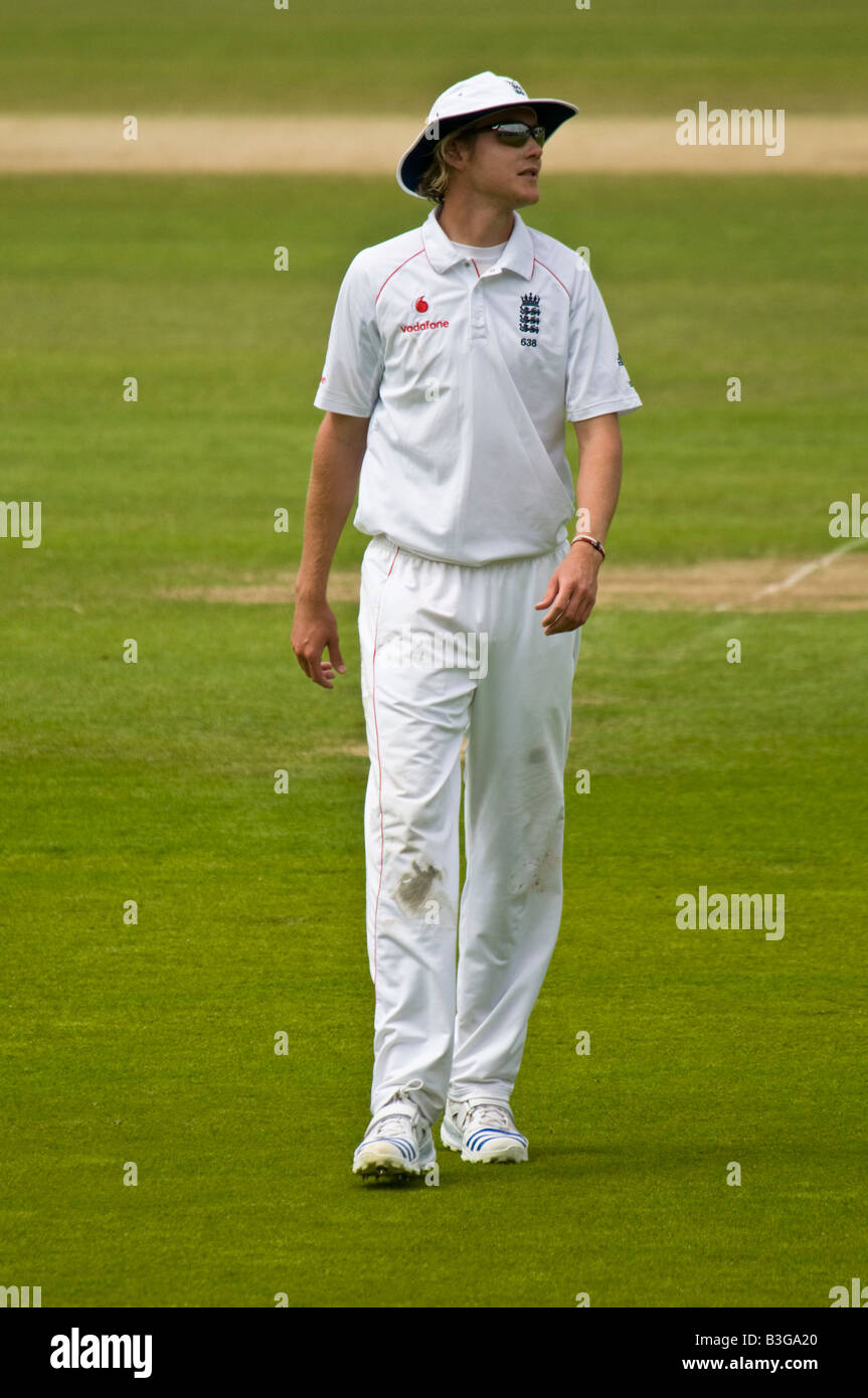 Stuart Broad playing for England at Lord's Stock Photo