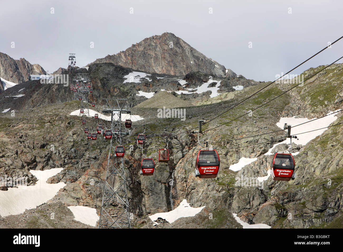 AUT, Austria, Tyrol: Stubaital, Stubai Valley. Driving with the ropeway to the Stubai glacier. Stock Photo