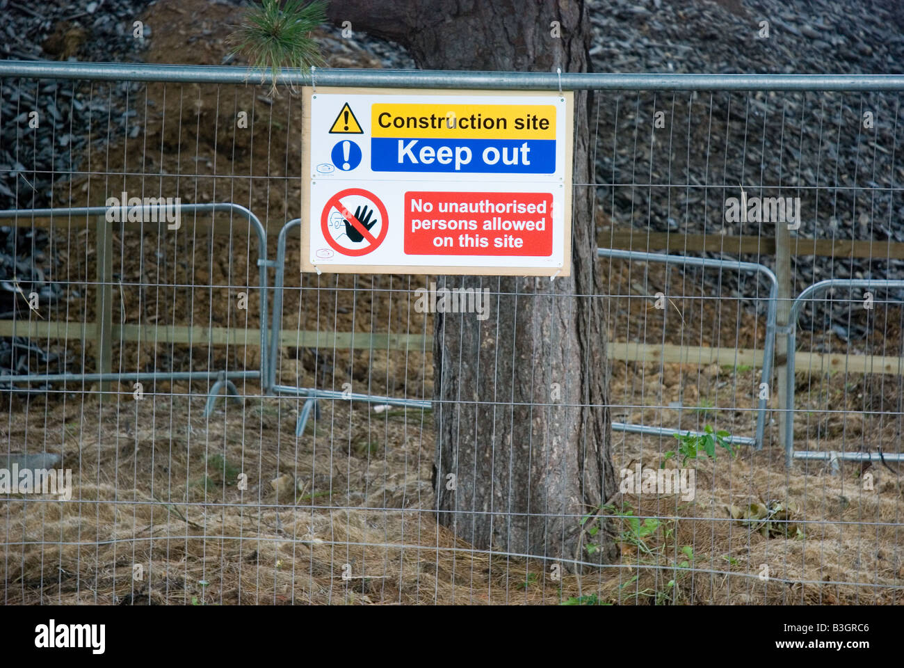 Warning sign protected site hi res stock photography and images alamy