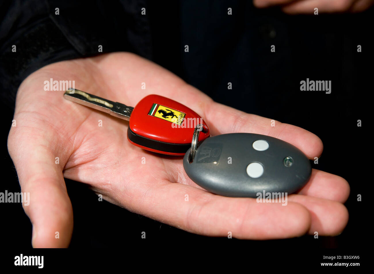 2007 Ferrari keys Stock Photo - Alamy