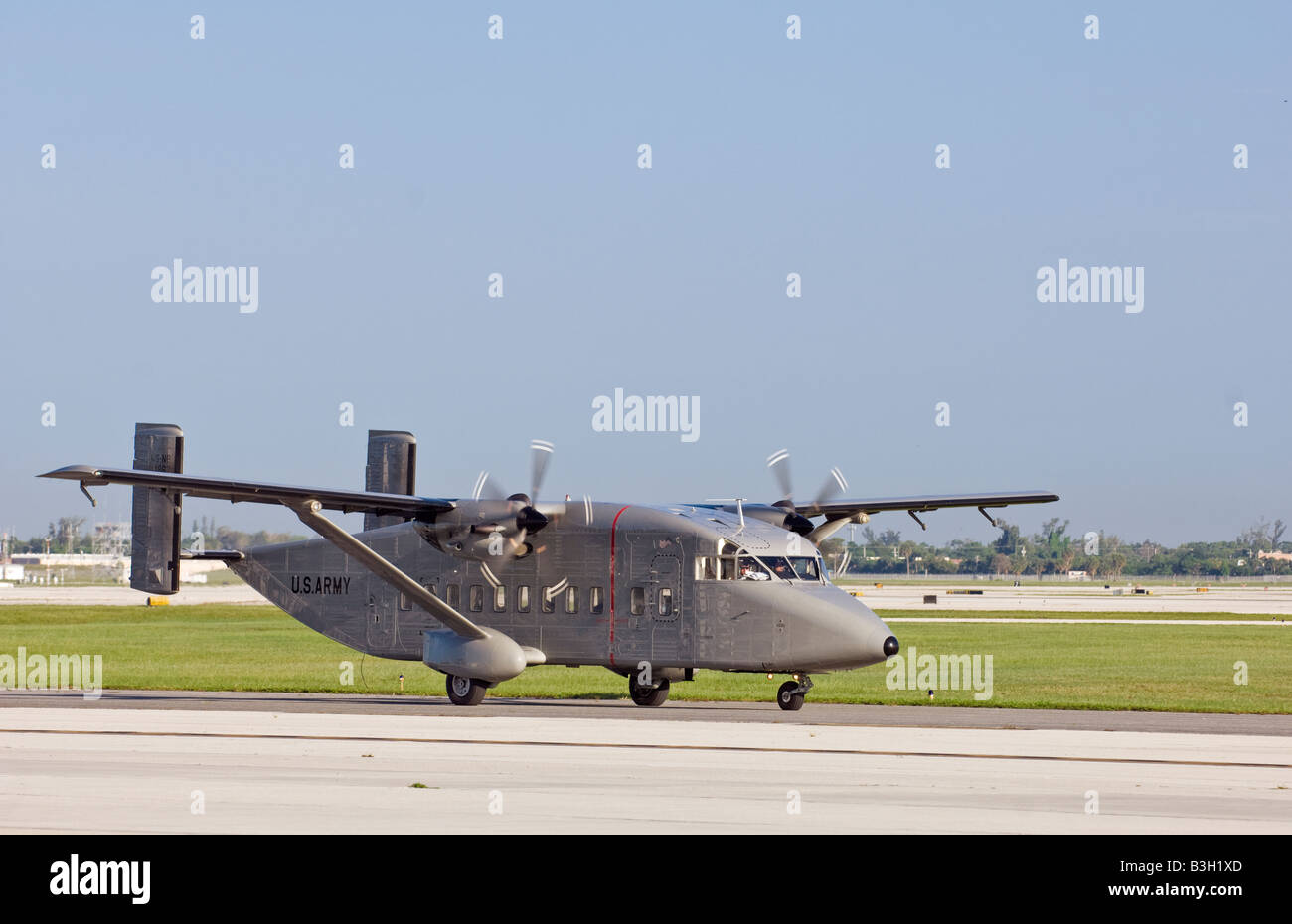 C 23 Sherpa US Army airplane on runway C23 Stock Photo - Alamy