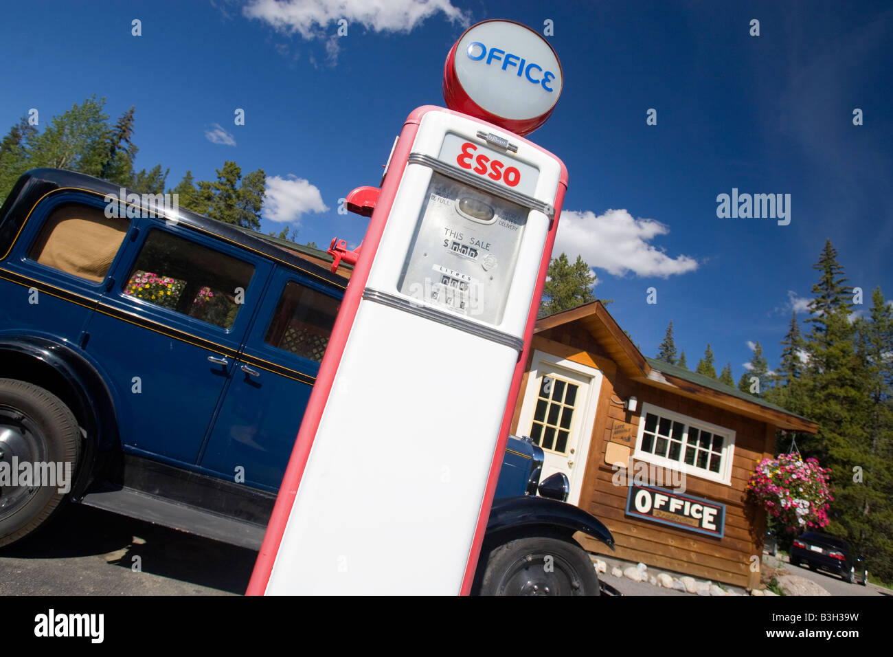 Old gas station in Alberta Canada Stock Photo Alamy