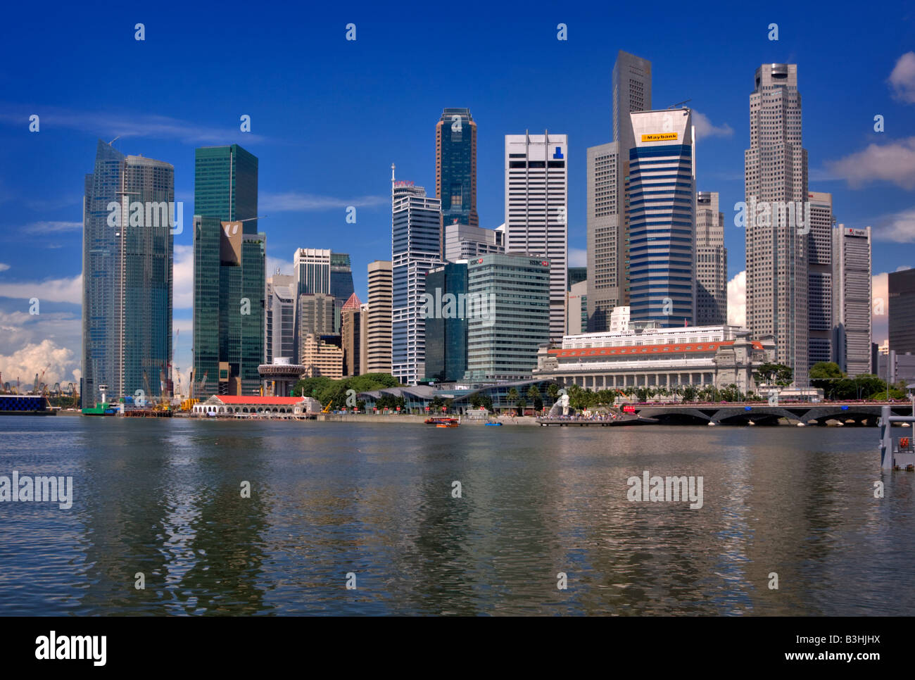 Singapore skyline hi-res stock photography and images - Alamy