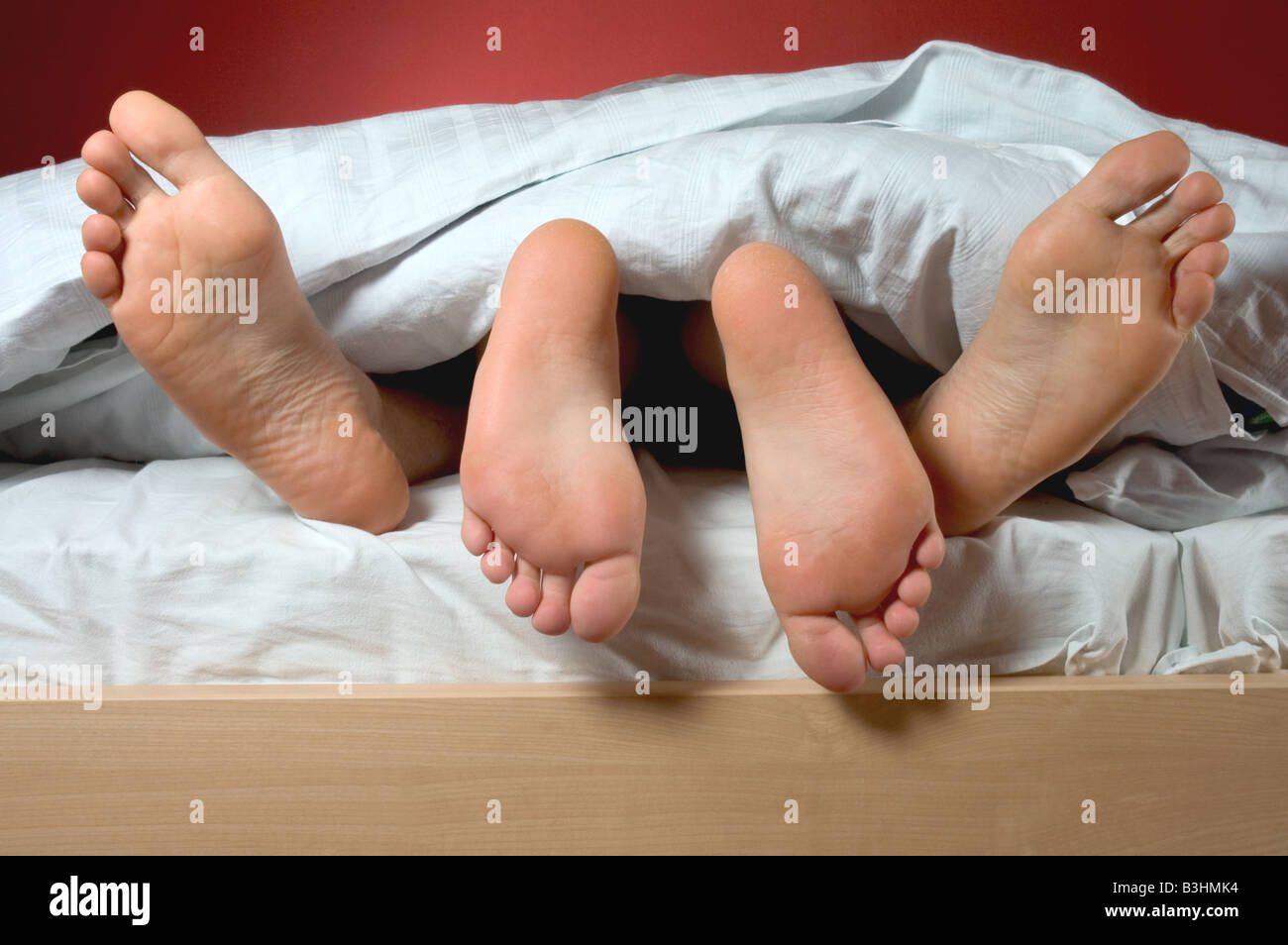 Four feet hi-res stock photography and images - Alamy