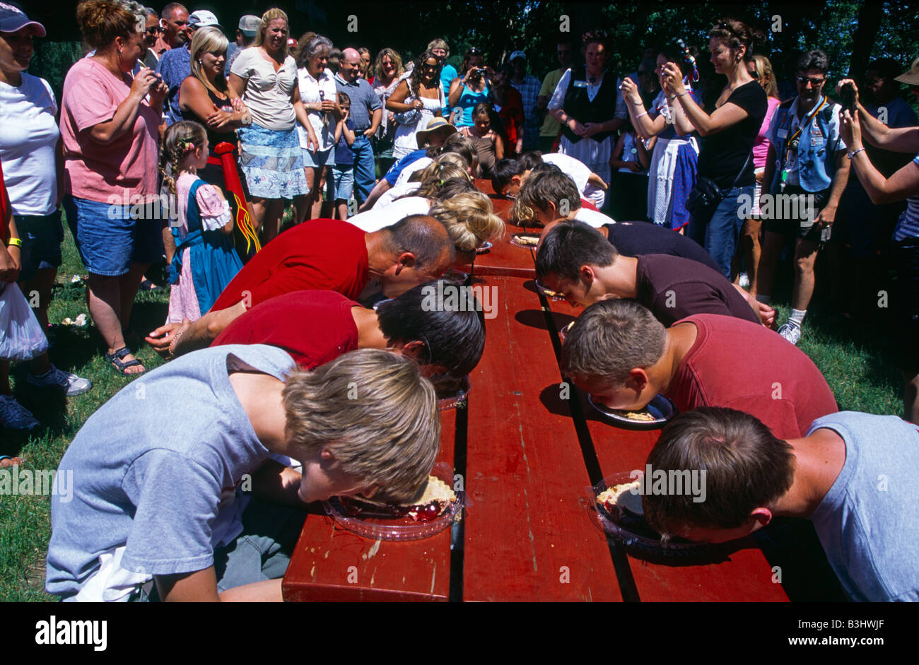 Pie eating contest hires stock photography and images Alamy