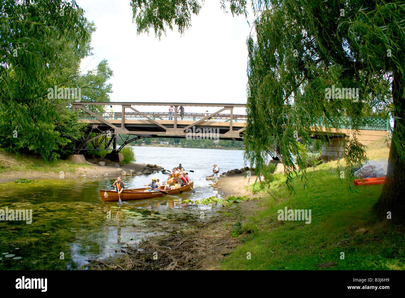 Wilderness Inquiryoutdoor adventure provides Phalen Creek canoe rides