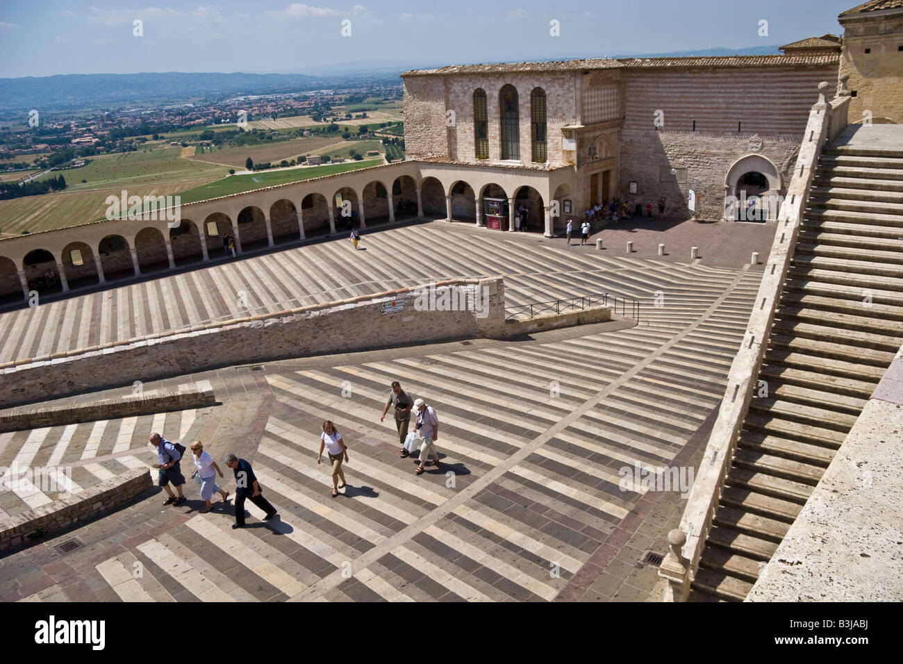 italy umbria assisi basilica church san francesco Franciscan religious Saint Francis of Assisi earthquake, quake roof collapse, Stock Photo