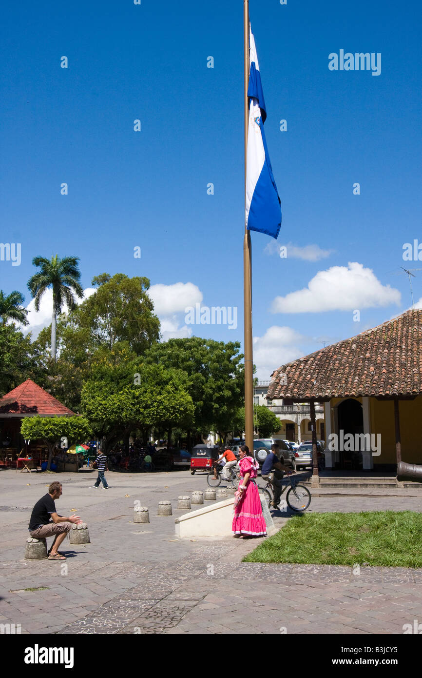 Tour guide flag tourists hi-res stock photography and images - Alamy