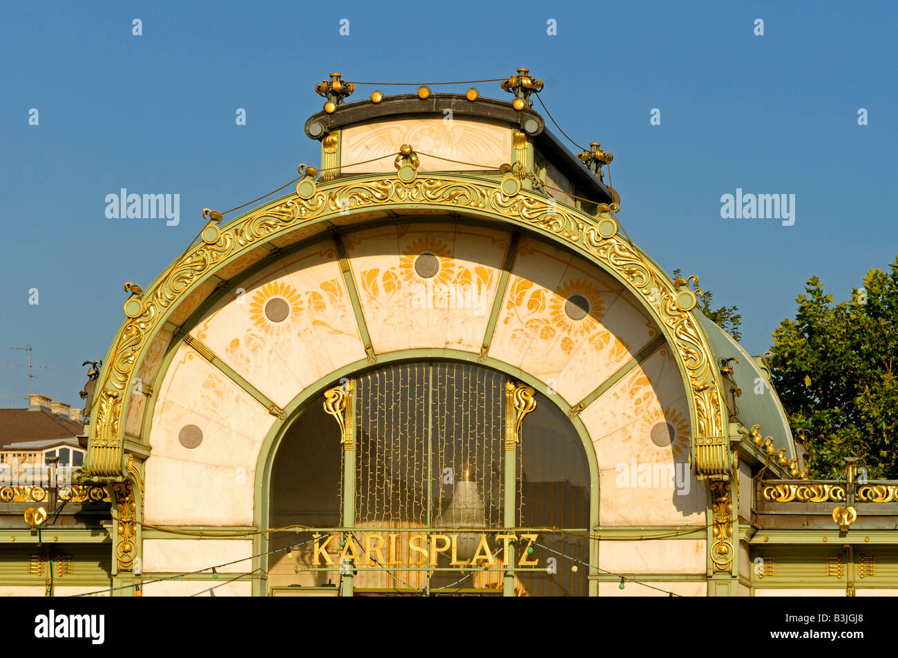 Karlsplatz underground station building, Vienna Austria Stock Photo Alamy