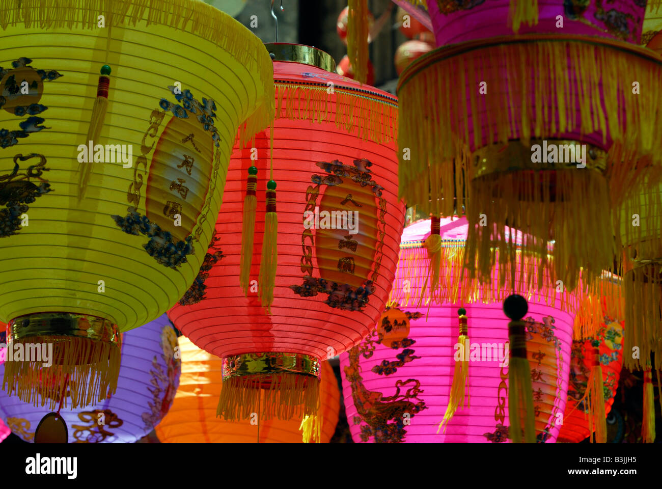 Chinese lanterns for the Mid-Autumn festival Stock Photo - Alamy