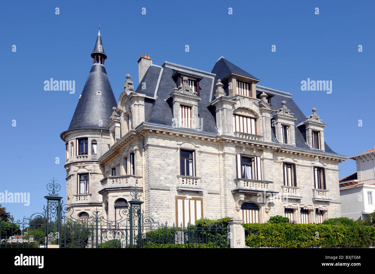 A house with typical "Belle Epoque" late XIXe and early XXe century