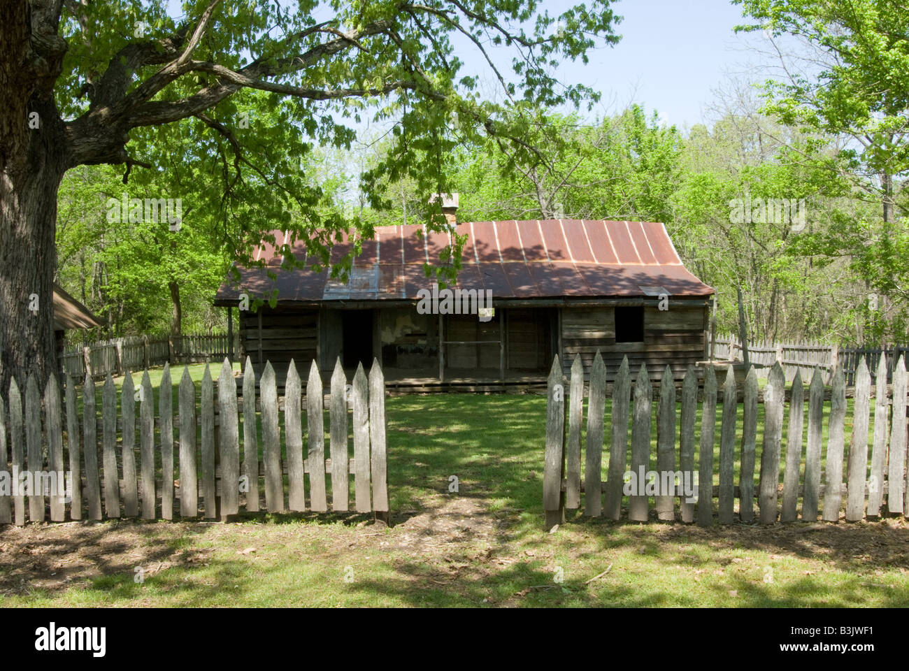 The Collier Homestead in the Ozarks of Tyler Bend Arkansas is owned and  operated by the National Park Service Stock Photo - Alamy