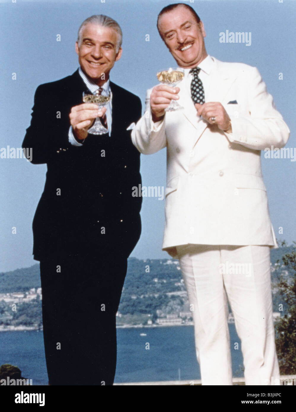 DIRTY ROTTEN SCOUNDRELS 1988 Rank/Orion film with  Michael Caine at right  and Steve Martin Stock Photo
