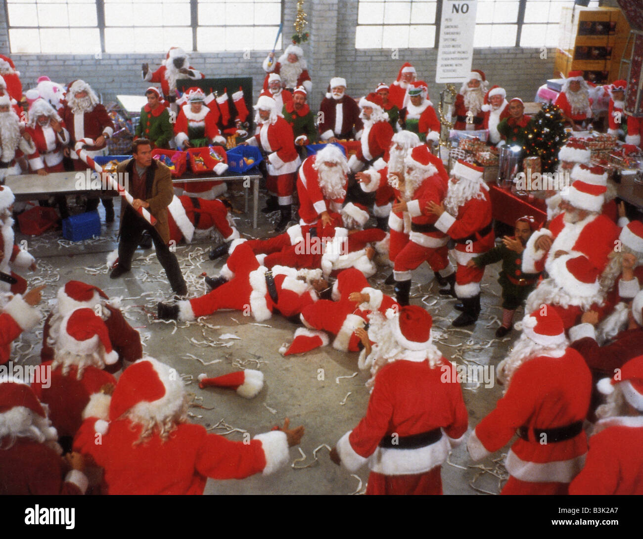 JINGLE ALL THE WAY 1996 TCF film with Arnold Schwarzenegger Stock Photo