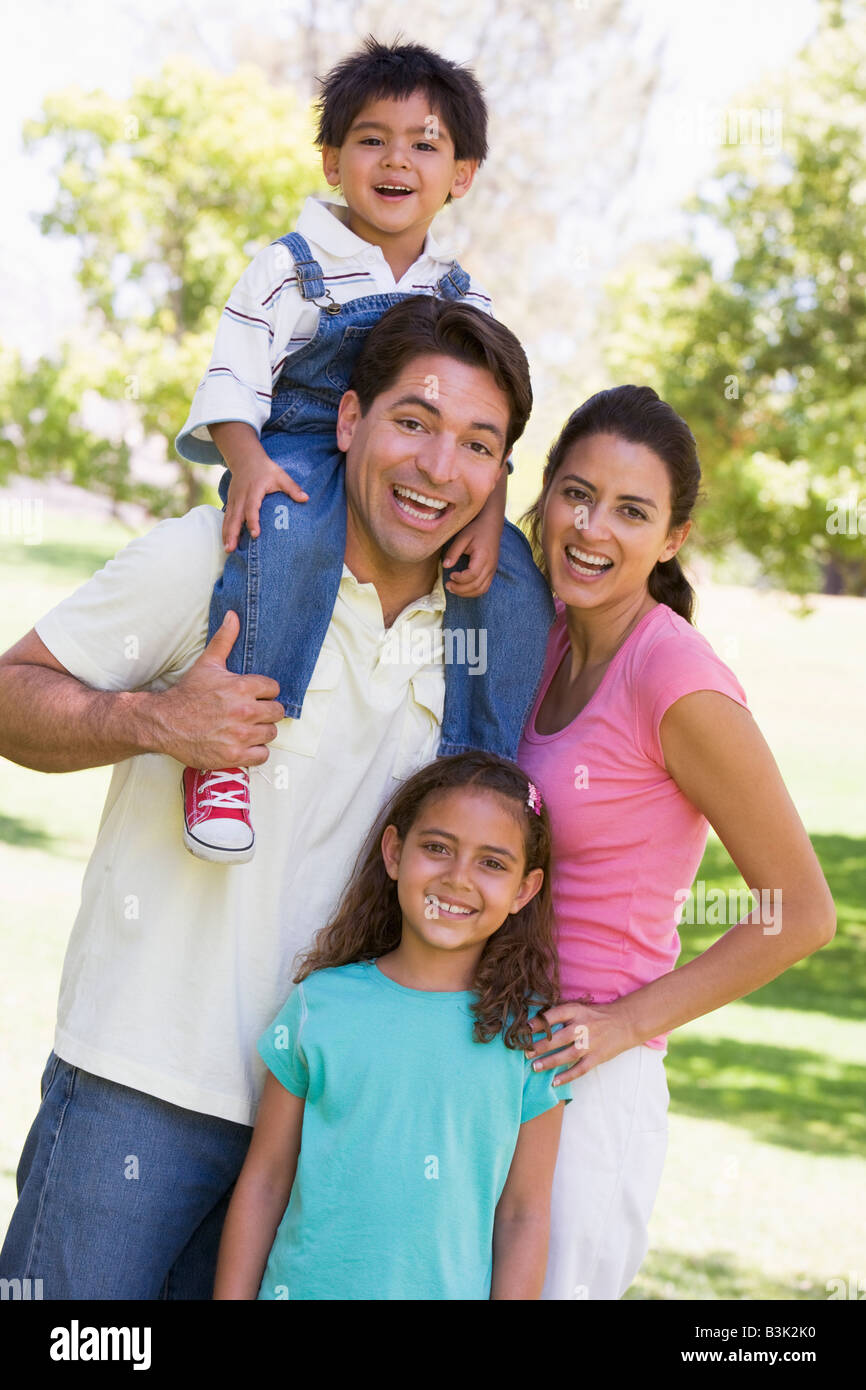 Happy family fun smiling hi-res stock photography and images - Alamy