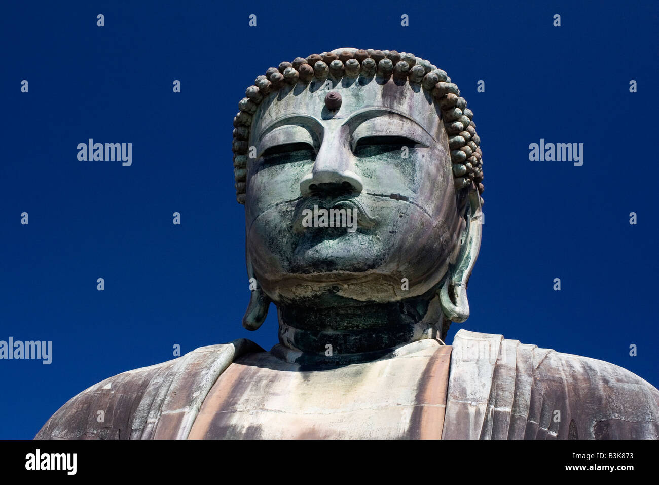 The Great Buddha statue at the Kotoku in Temple in Kamakura, Japan Stock Photo Alamy