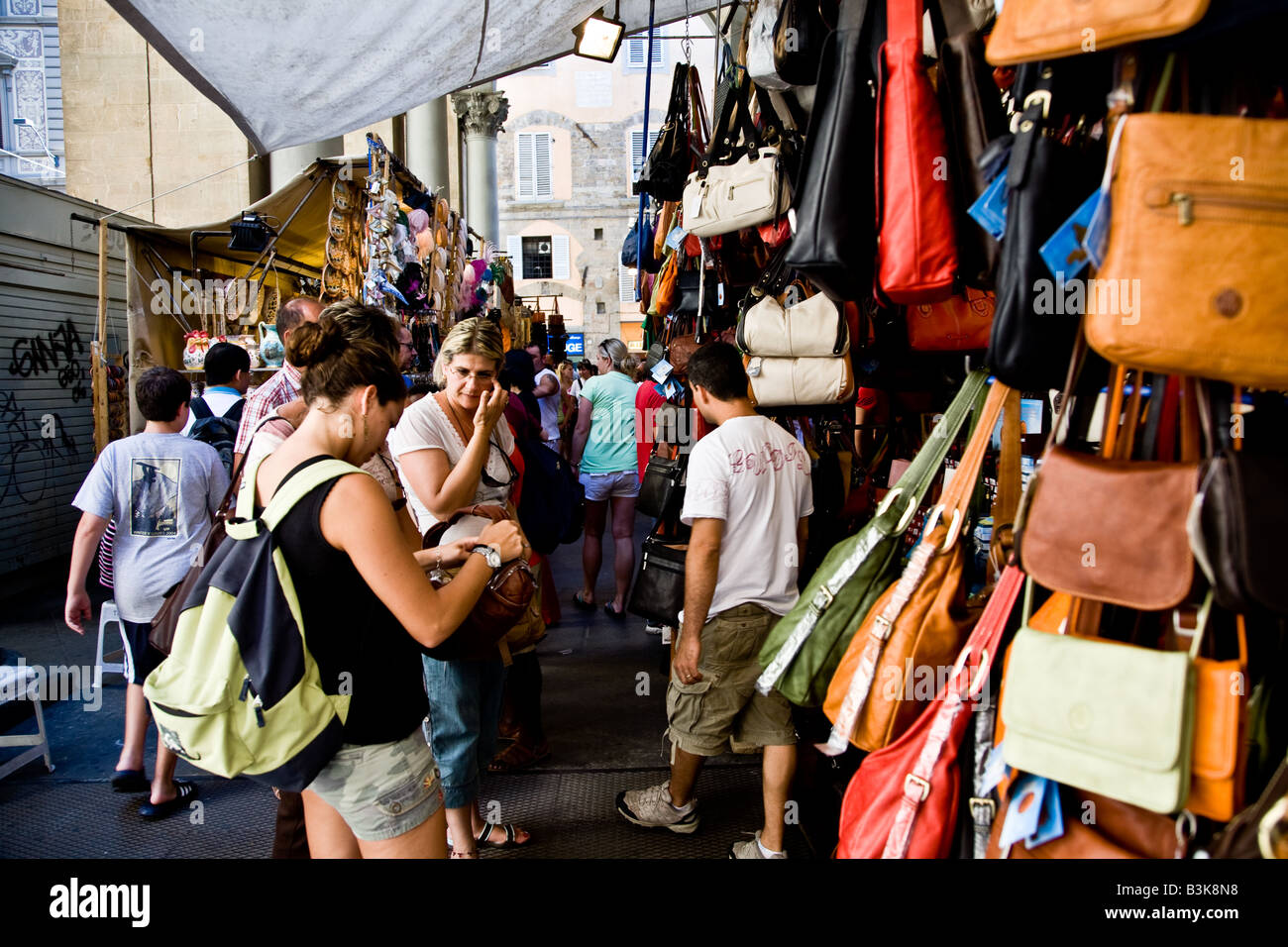 Leather market florence hi-res stock photography and images - Alamy