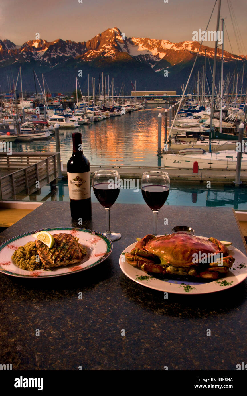 Chinooks Waterfront restaurant Seward Alaska Stock Photo Alamy