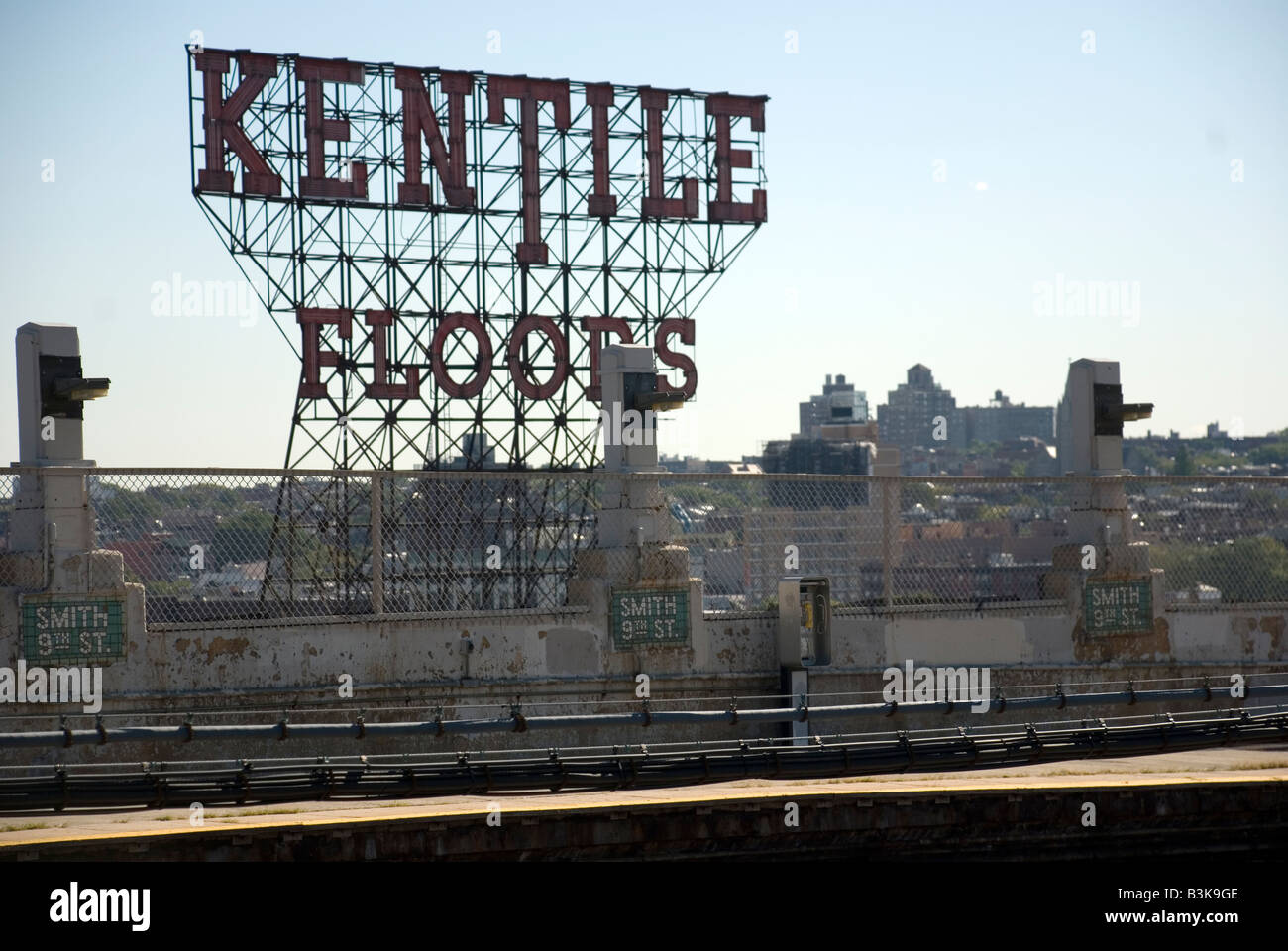 Old Kentile Floors neon sign, Brooklyn. NYC Stock Photo Alamy