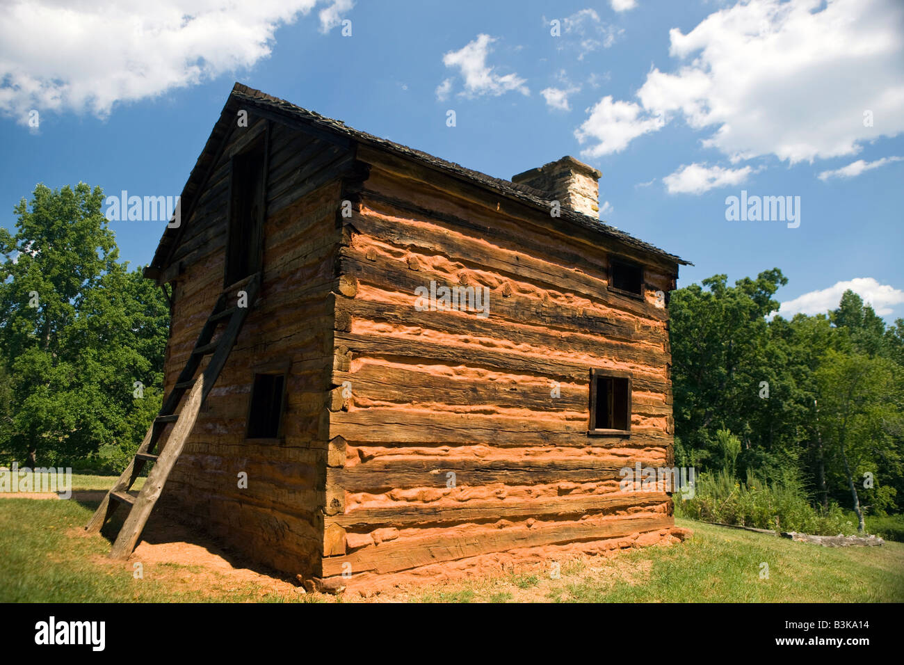 Reconstructed slave cabin, Booker T. Washington National Monument, Hardy, Virginia Stock Photo
