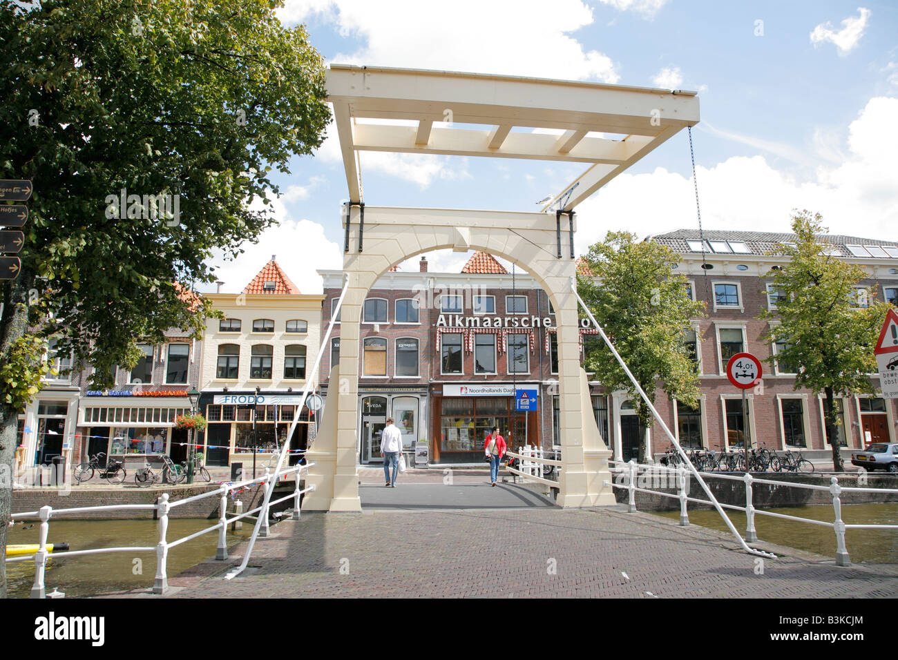 Alkmaar Netherlands Holland Canal Hi res Stock Photography And Images alkmaar-netherlands-holland-canal-hi-res-stock-photography-and-images